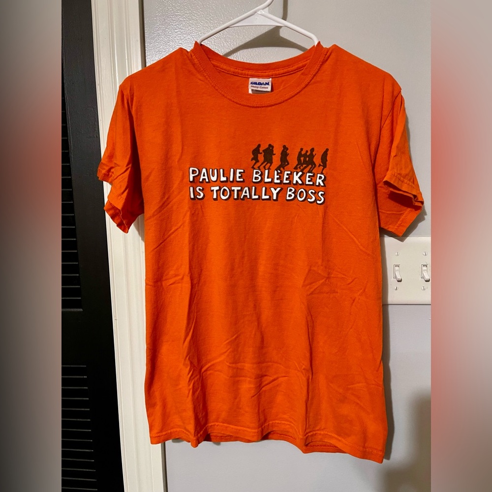 RARE orange juno t-shirt - size small